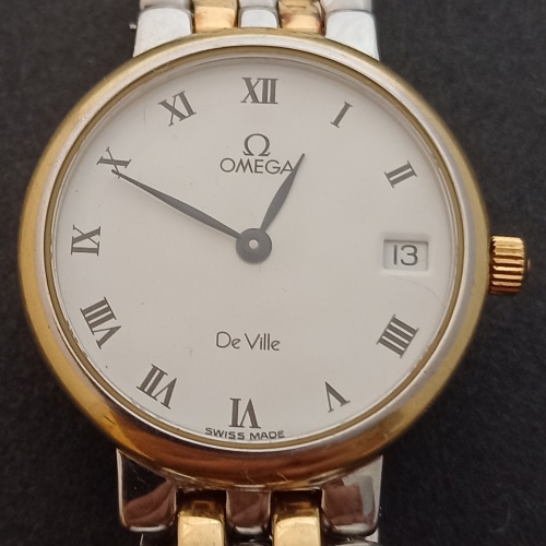 Lindo relógio feminino Omega com mostrador com duas tonalidades